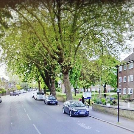 Home From Home, Great Community!! Londen Buitenkant foto